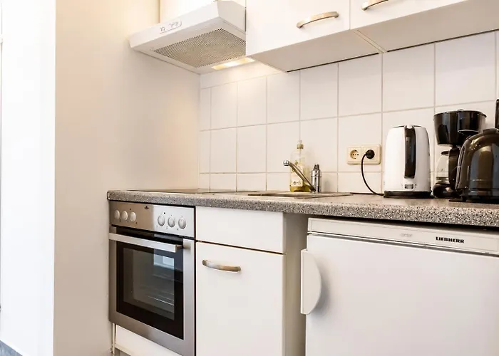 Apartment Beautiful 1br By Westbahnhof Station Great For Longstays *