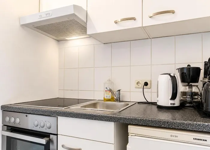 Apartment Beautiful 1br By Westbahnhof Station Great For Longstays