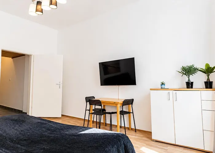 Apartment Beautiful 1br By Westbahnhof Station Great For Longstays *